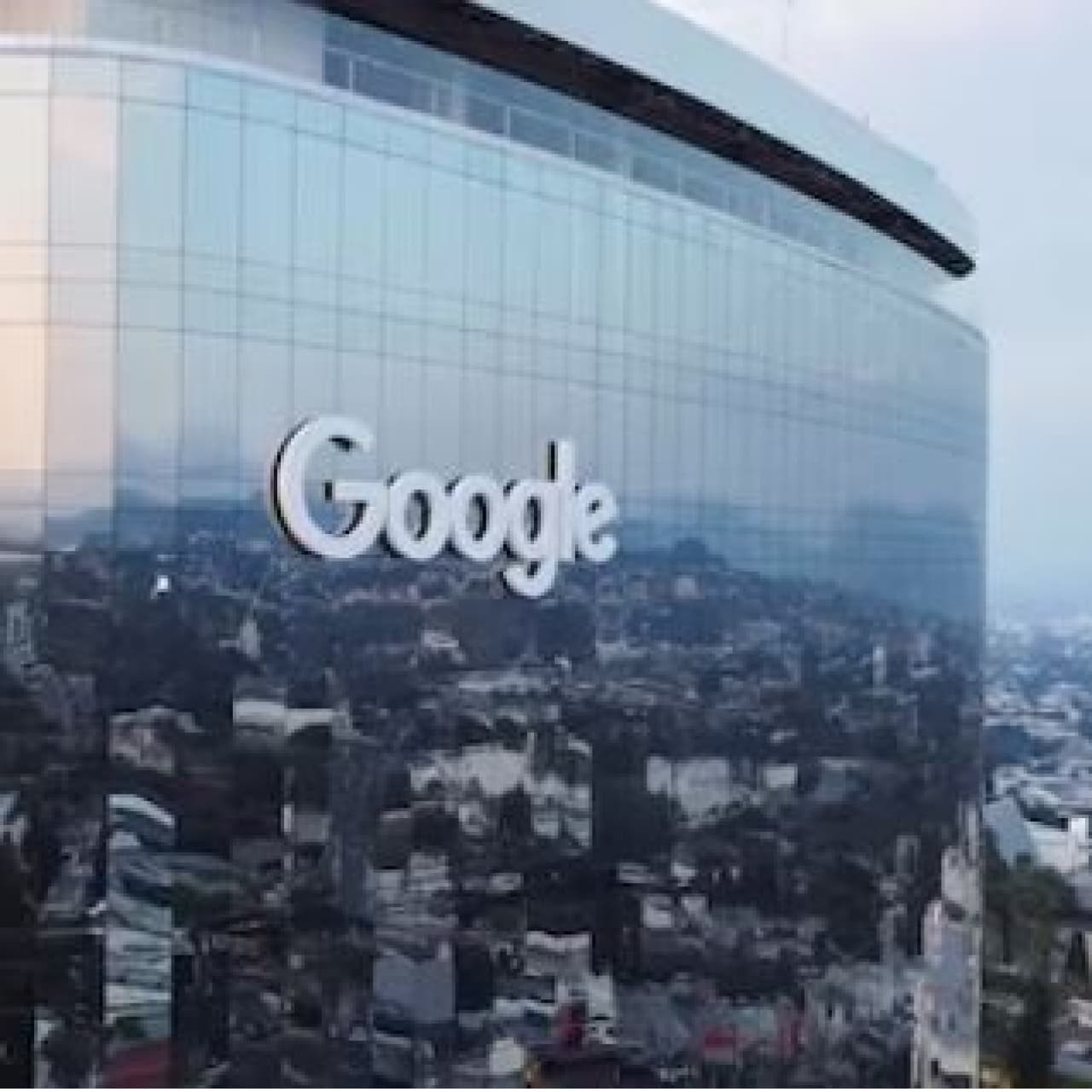 Hindistan’dan Google’a ceza!