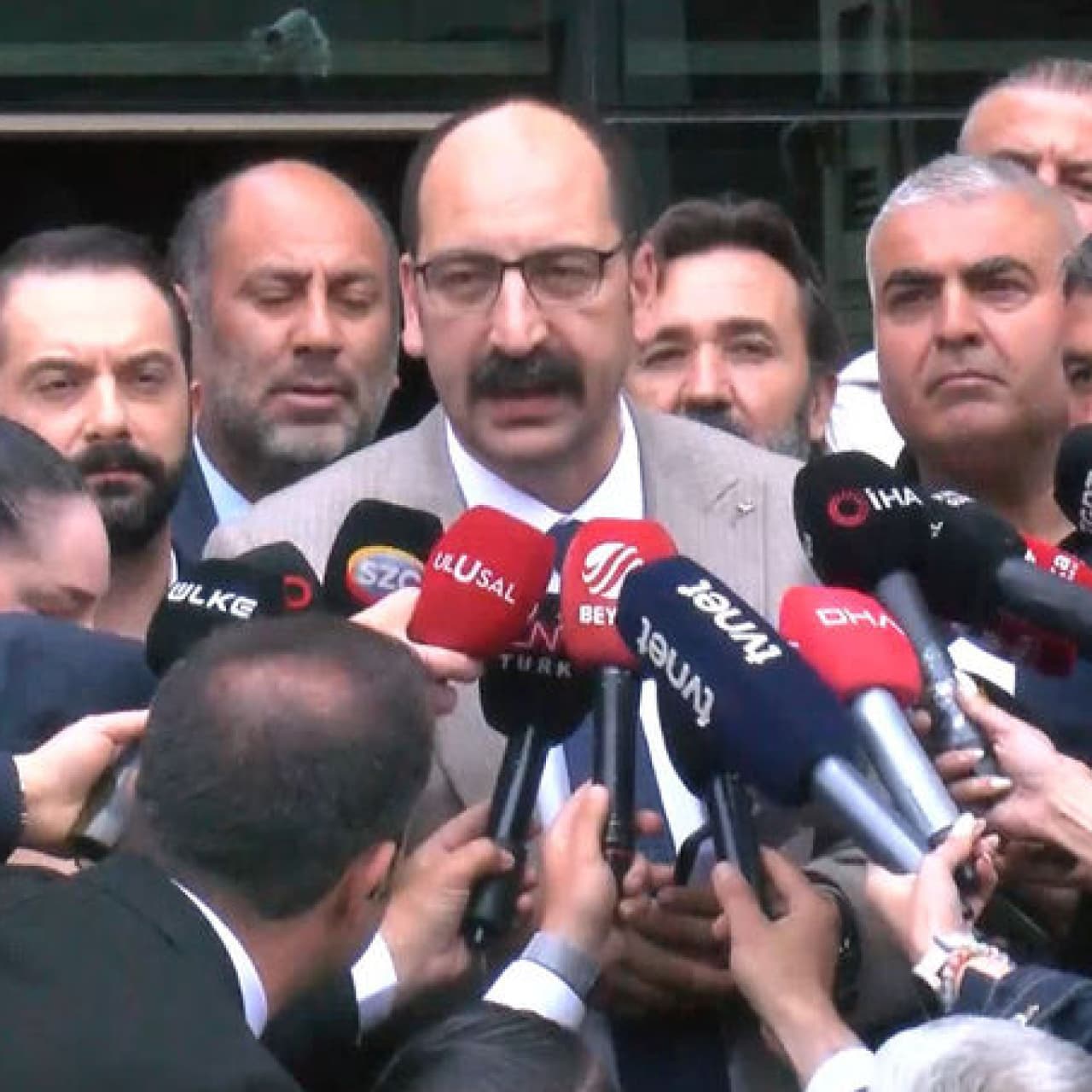 "İşten çıkarmalar tekrar incelenecek"