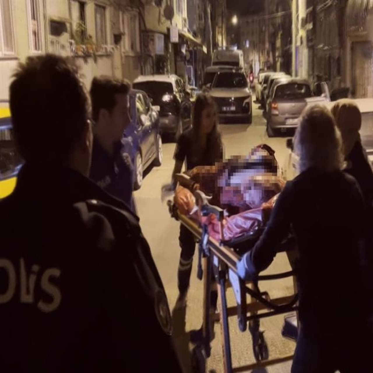 Oğlu tarafından bıçaklanan kadın öldü