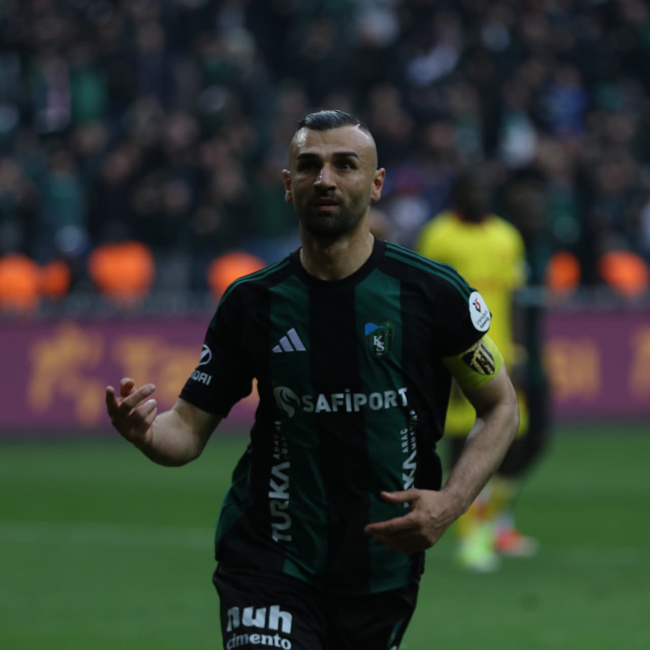 Kocaelispor’da Serdar Dursun'la yollar ayrıldı!