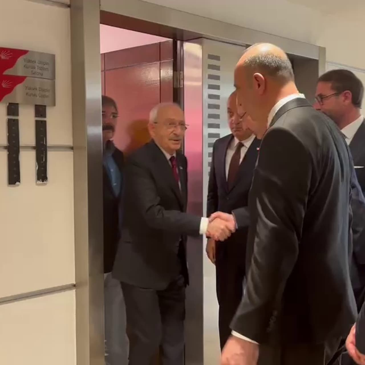 CHP'de Yüksek Disiplin Kurulu toplandı