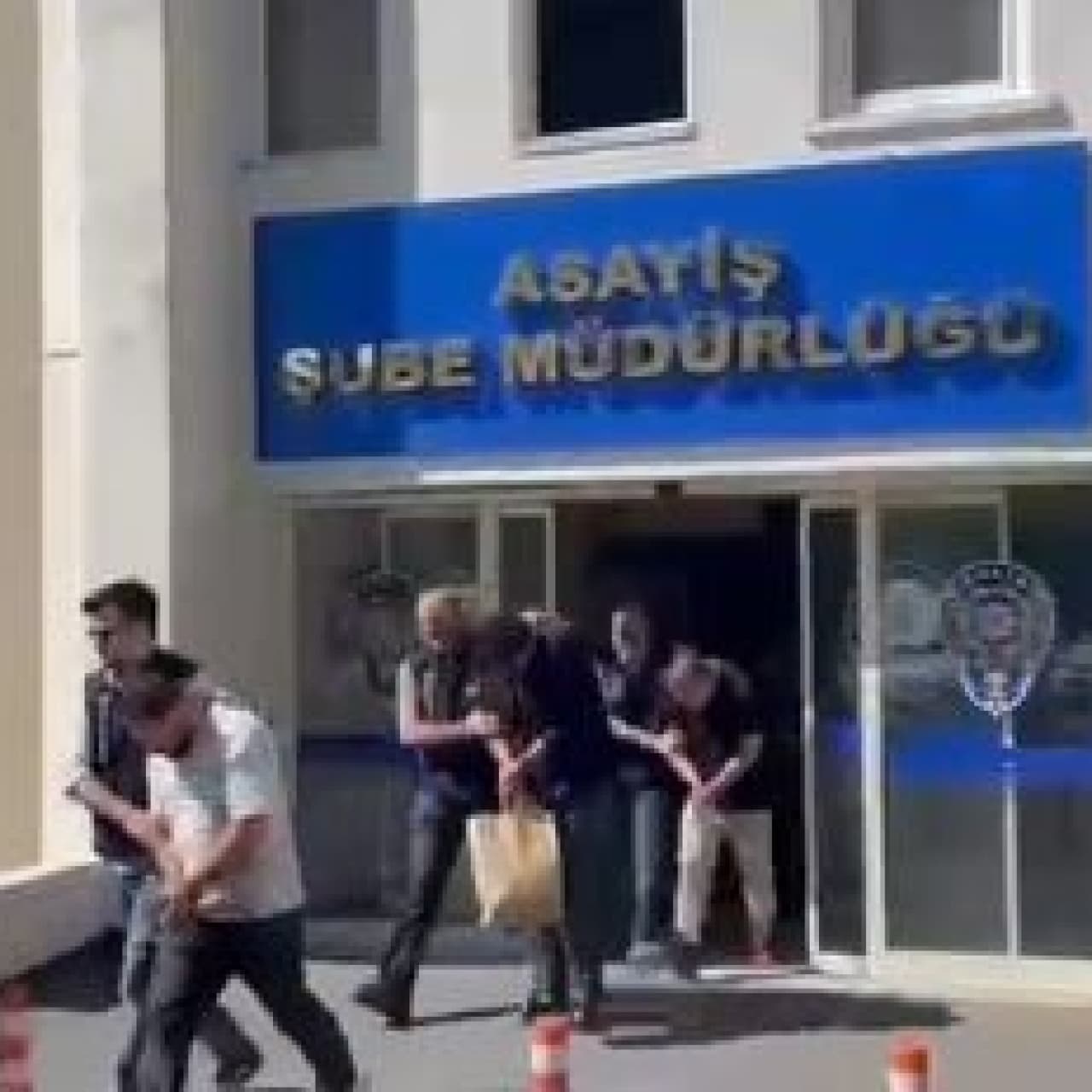 Yasa dışı bahis operasyonu: 44 tutuklama