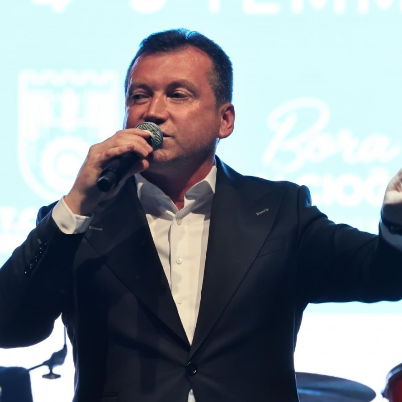 Silivri'de 11 kişiye tutuklama talebi