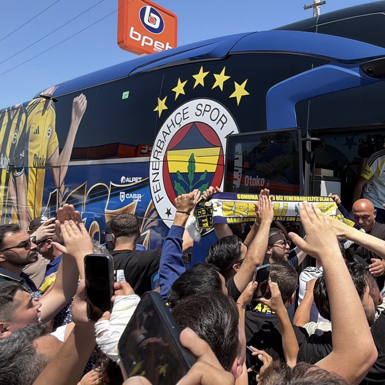 F.Bahçe’ye Düzce’de coşkulu karşılama