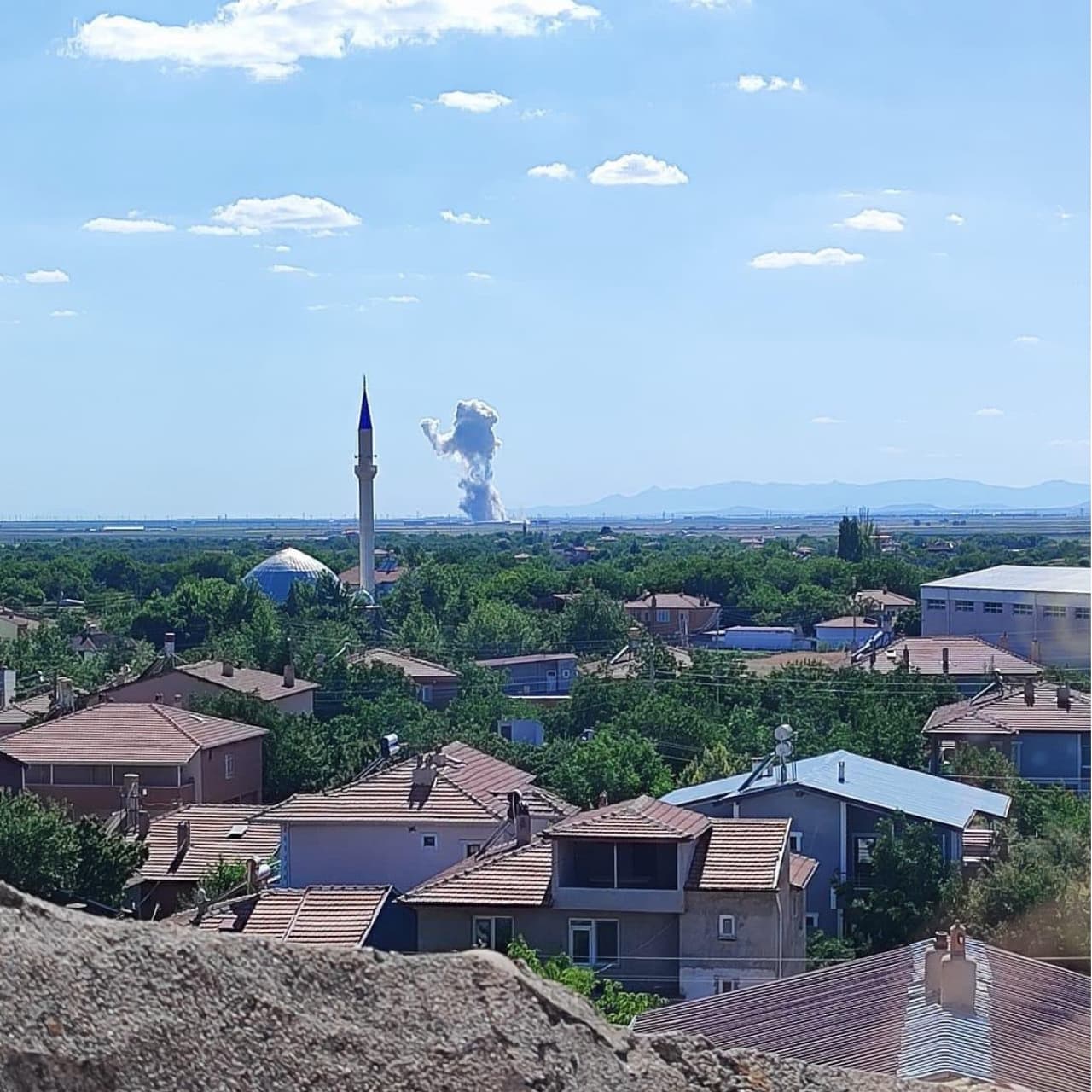 Havai fişek fabrikasında patlama!
