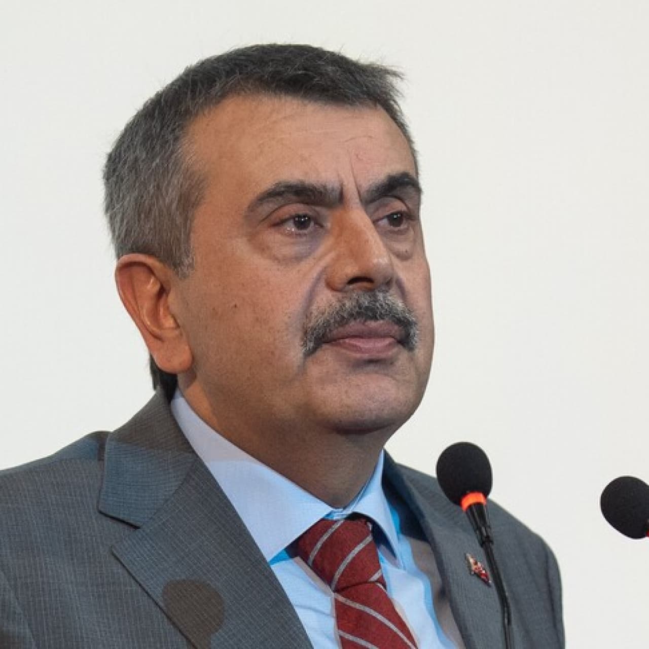 Bakan Tekin: Sahanın gerçek ihtiyaçlarını en iyi öğretmenler biliyor
