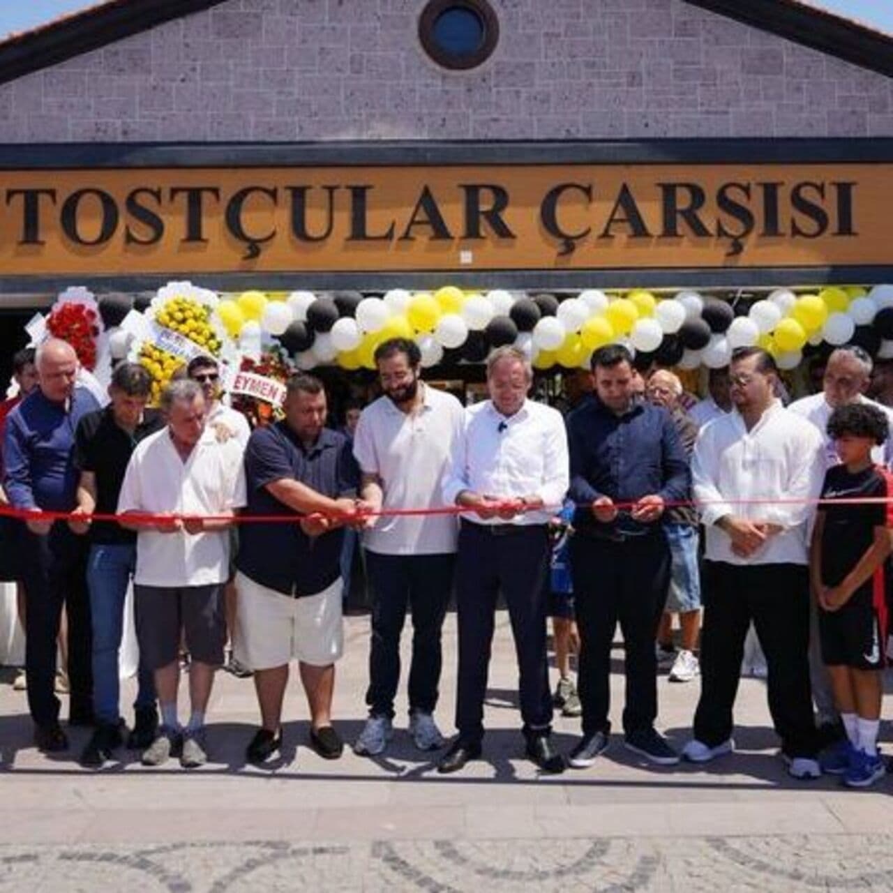 Ayvalık Tostçular Çarşısı'nda yeni dönem