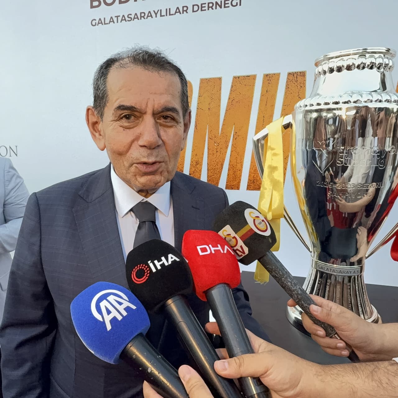 Özbek'ten transfer ve Şampiyonlar Ligi sözleri!