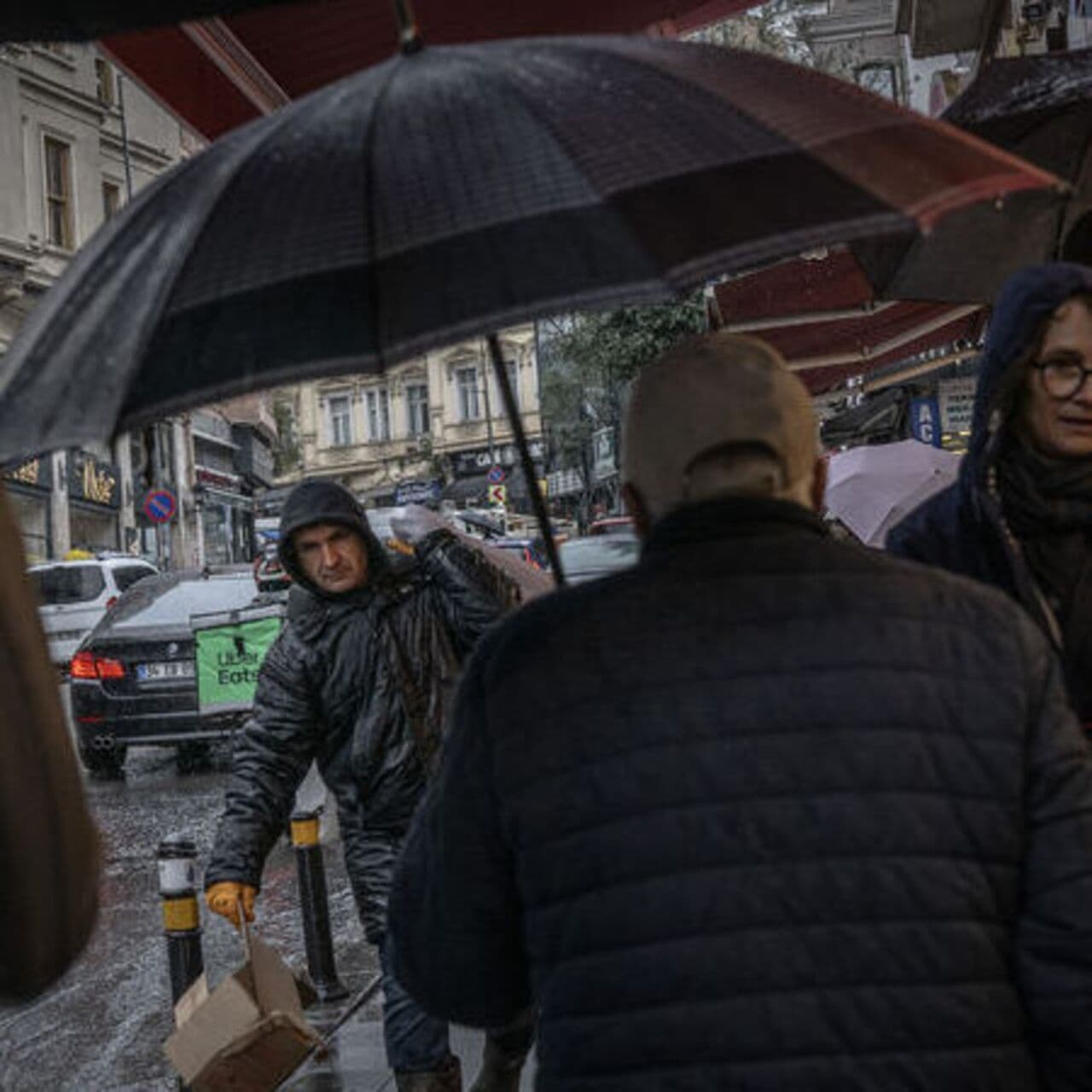 İstanbul'da sağanak yağış etkili oluyor
