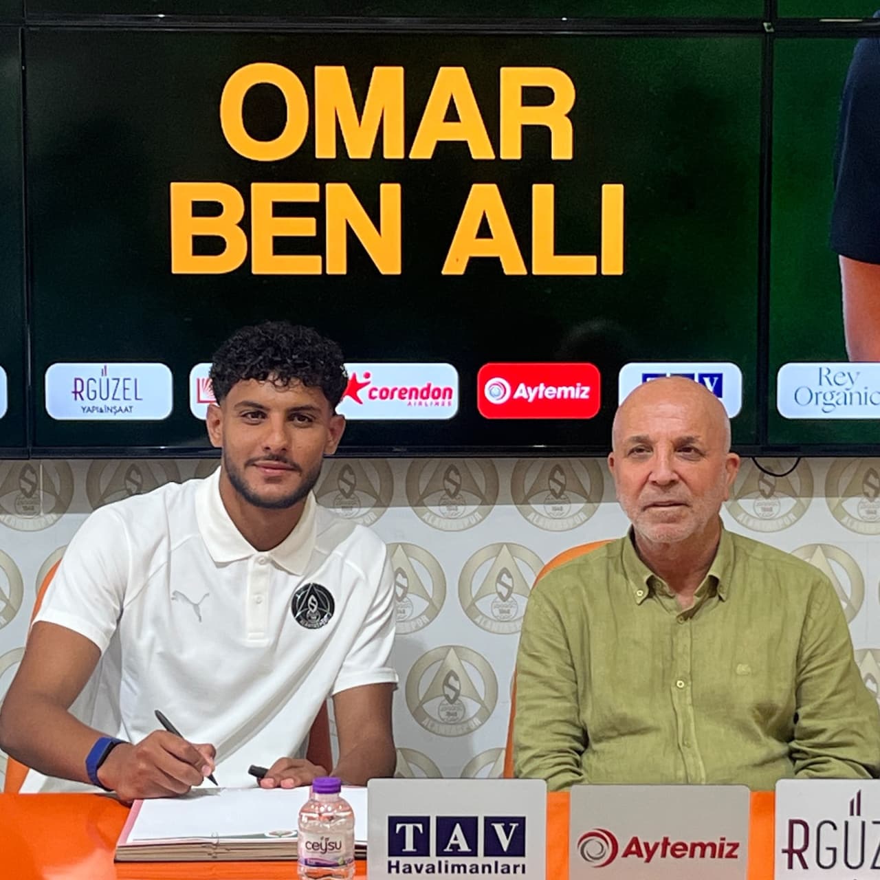 "Fazla transfer yapmayı düşünmüyoruz"