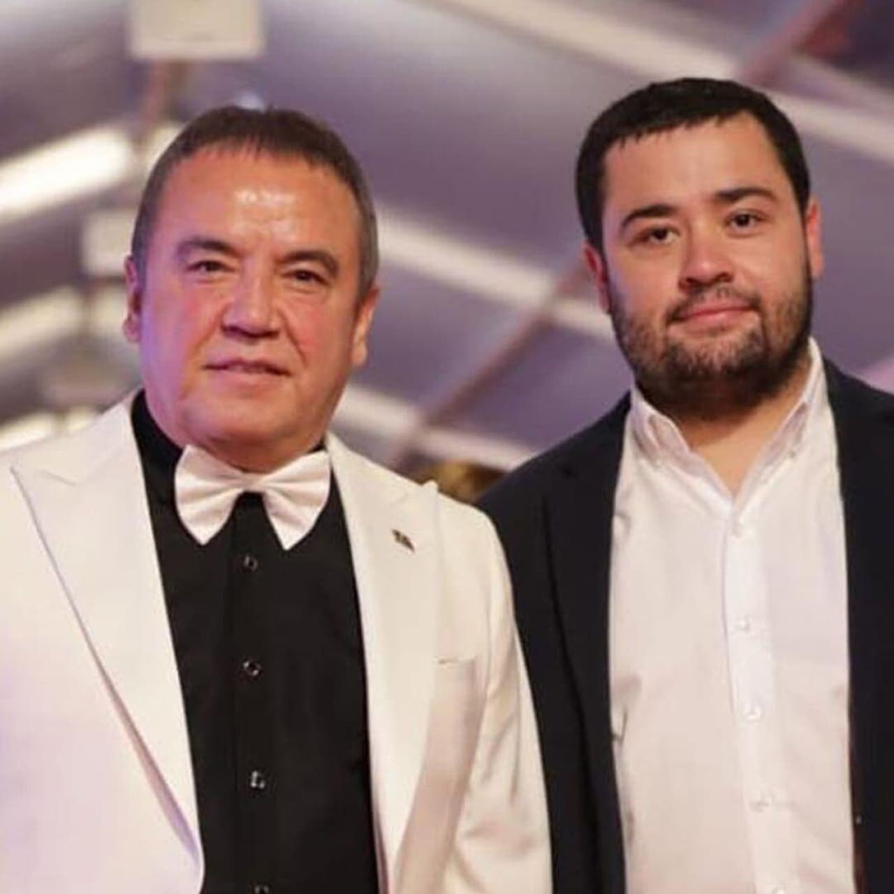 "Dost bildiklerimin yanlışını gördüm"