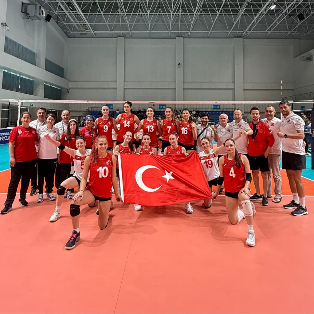 Genç Sultanlar'dan dünya ikinciliği!