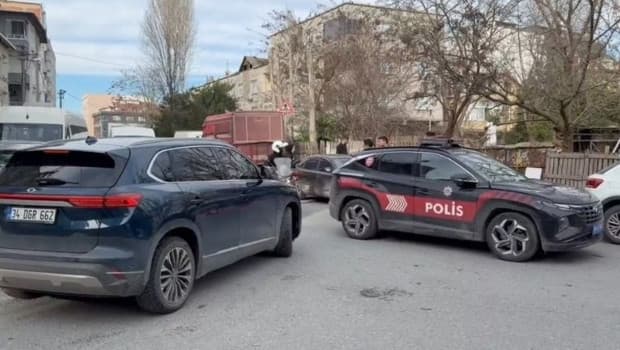 İstanbul’da devriye atan polislere saldırı: 4'ü polis 6 yaralı