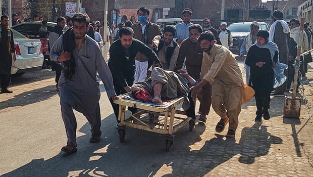 Pakistan'da terör saldırısı: Ölü ve yaralılar var