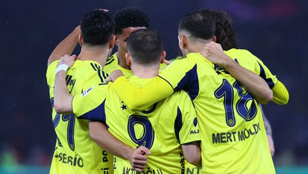 Haydi Fenerbahçe bir tarih de sen yaz!