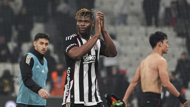 Beşiktaş savunmasının yeni komutanı Agbadou!