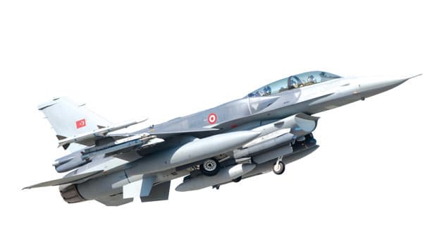 Balıkesir’de acı kaza... Otoyolun kenarına F-16 düştü