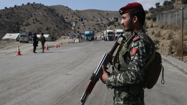 Pakistan-Afganistan savaşında kritik detay! Uzman isim kirli planı ifşa etti: Arkasında İsrail var!