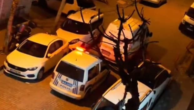 İstanbul'da maskeli grup dehşeti: Kız arkadaşının evine giderken kurşun yağdırdılar