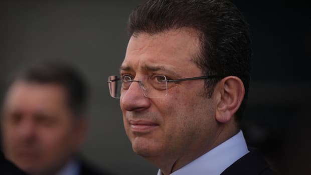 Kendi şirket aracının masraflarını belediyeye karşılatan İmamoğlu'na dava