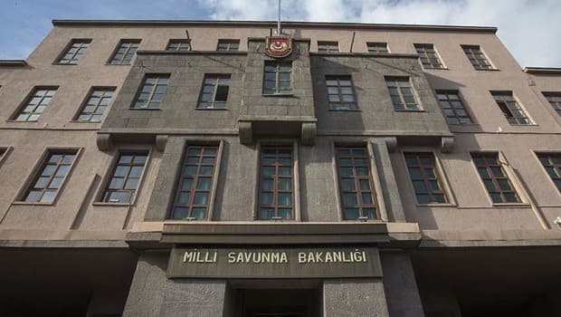 MSB, imha edilen İran füzesiyle ilgili detayları açıkladı: Hatay'a düşen parça hava savunma mühimmatına ait