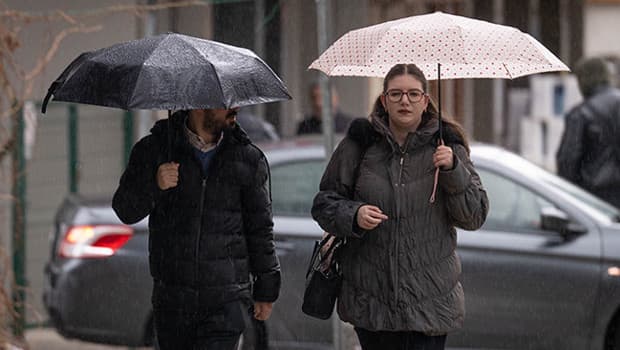 Sağanak yağış başlıyor: Meteoroloji saat verdi! Bu illerde yaşayanlar dikkat: Kuvvetli geliyor