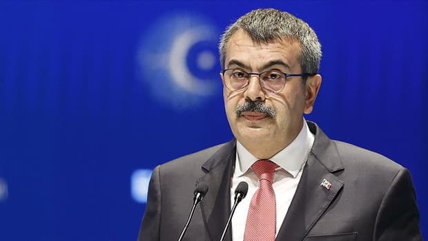 Bakan Tekin duyurdu... 'Fatma Nur Öğretmenin adı, çalıştığı okula verildi'