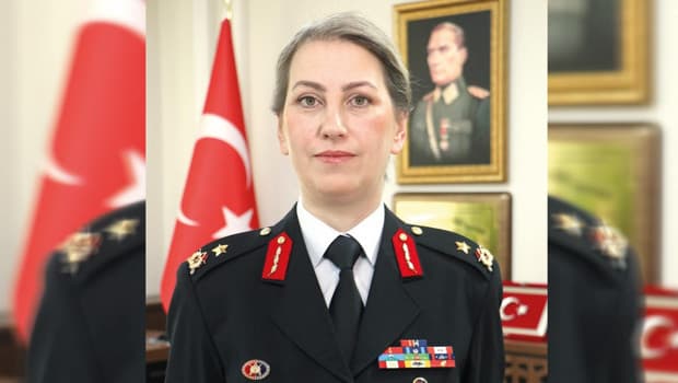 Jandarmanın ikinci kadın generali