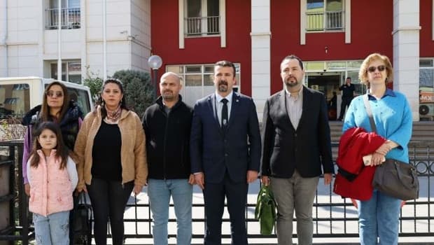 Atatürk'e hakaret ettiği ileri süren öğretmen gözaltında