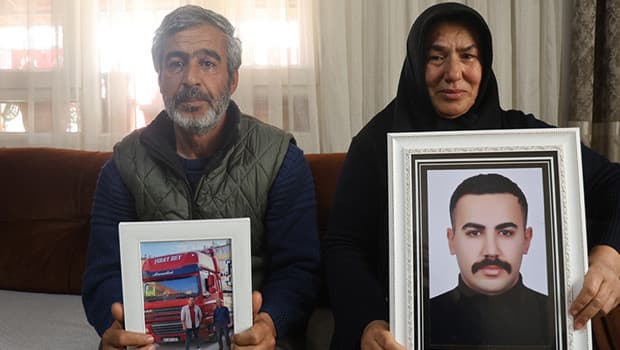 İran'da can veren Hüseyin'in annesi feryat etti: İsrail ve Amerika'yı lanetliyorum