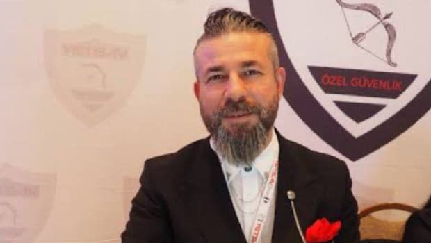 Otopark kavgasında kanlı son: Galeri sahibi, bina sakininin çocuğunun gözü önünde öldürdü