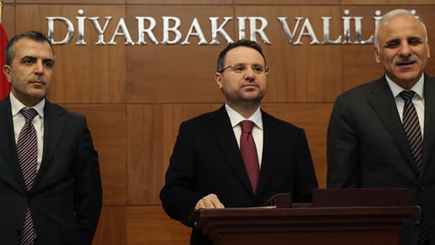 Bakan Gürlek, sosyal medyaya kimlikle giriş için tarih verdi