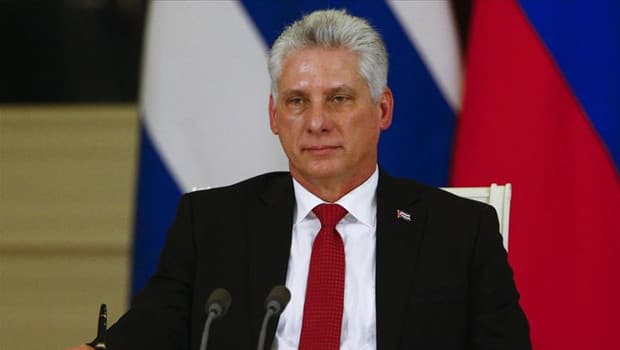 Küba, ABD'ye meydan okudu: Kendimizi savunuruz... Ölmemiz icap ediyorsa ölürüz