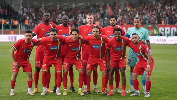 Son dakika: Süper Lig'e yükselen son takım belli oldu!