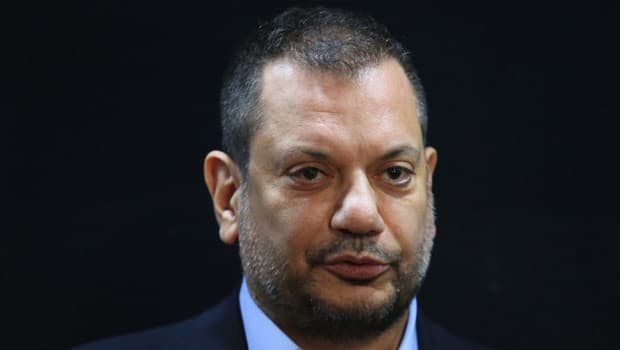 Ertuğrul Doğan: '7-8 oyuncuya talip var ama kadroyu koruyacağız'