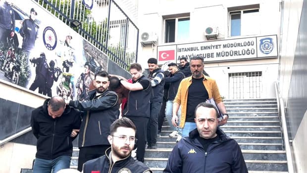 İstanbul merkezli 3 ilde 'change' araç operasyonu: 8 şüpheli tutuklandı