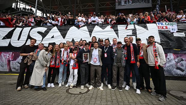 Leipzig, Atınç Nukan’ın da yer aldığı 2016 efsane kadrosunu ağırladı!