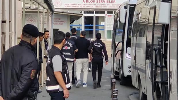 "İmamoğlu Çıkar Amaçlı Suç Örgütü" soruşturmasında gözaltına alınan 23 zanlı adliyede
