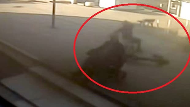 Skuterdan düşen belediye personeli hayatını kaybetti