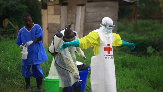 Ebola virüsü alarmı büyüyor
