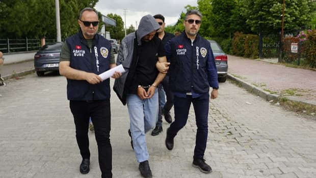 D10 önce öldürülen Ayşen’in cinayet şüphelisi boşandığı eşi çıktı