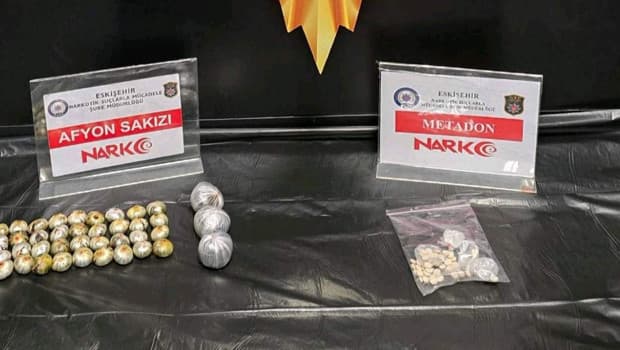 Eskişehir uyuşturucu operasyonu! Midesinde uyuşturucu madde bulunan şüpheli tutuklandı