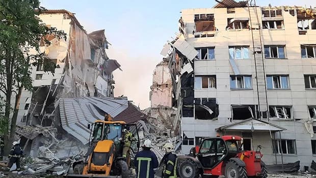 Rus İHA'sı okula düştü: 4 ölü