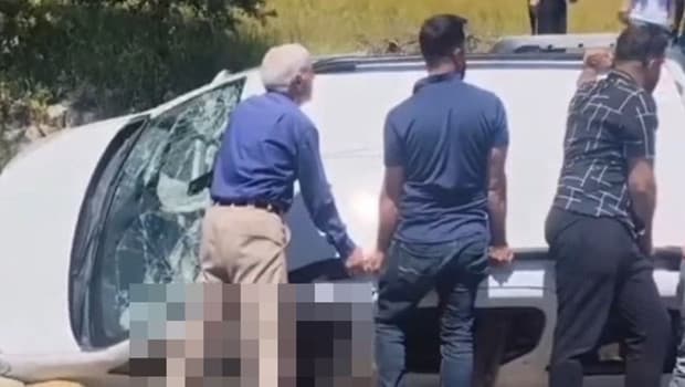 Seyir halindeyken kurşun yağdırdılar: Sürücü öldü, eşi ve oğlu yaralandı