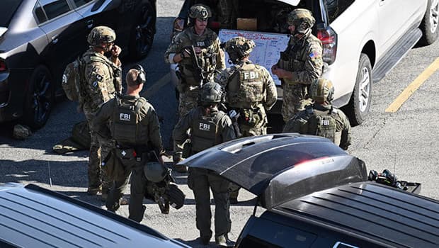 ABD'de bombalı soygun girişimi: FBI alarma geçti