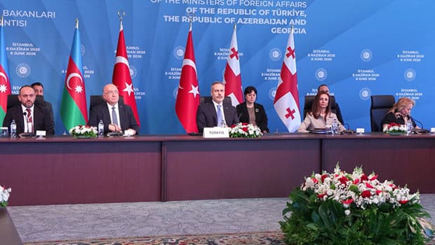 Dışişleri Bakanı Hakan Fidan: Ermenistan ile Azerbaycan arasında ateşkesin bir an önce imzalanmasını temenni ediyoruz