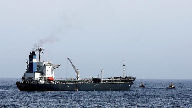 İngiltere Rus tankerine müdahale etti