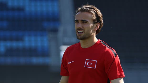 Yunus Akgün: 'İnşallah kazanıp ülkemize 3 puan armağan edeceğiz!'