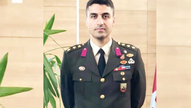 ‘Kılıçlı yemin’den ihraçta 3. göreve iade