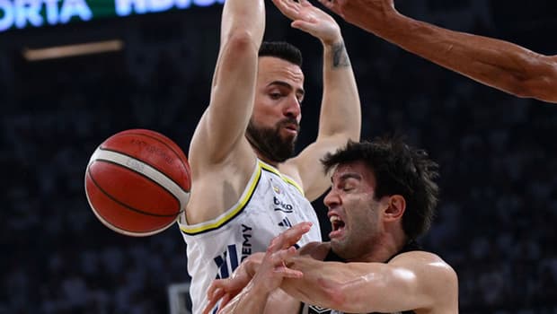 Melih Mahmutoğlu: 'Bir kere daha tarih yazdık!'